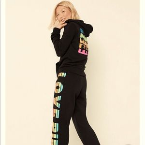 Victoria secret pink set hoodie and sweatpants